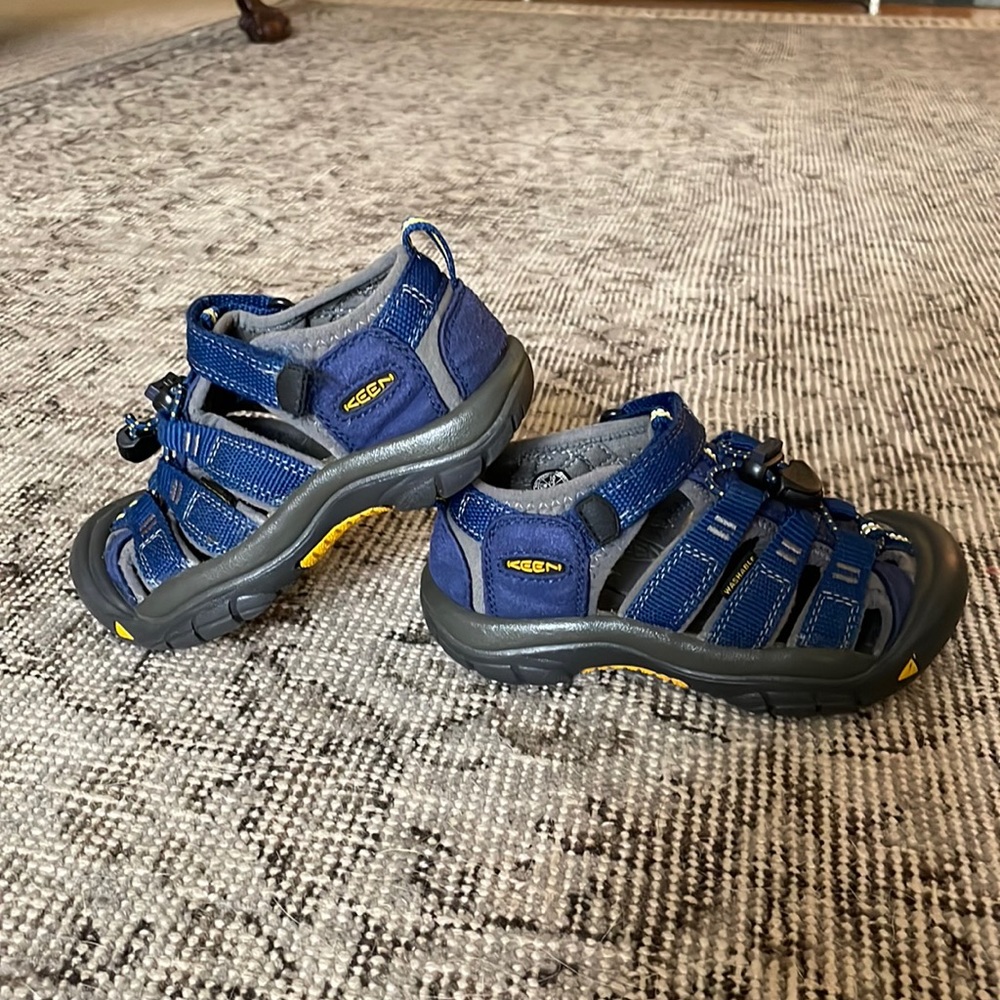 Keen Kids' Newport H2 in Blue Size 10